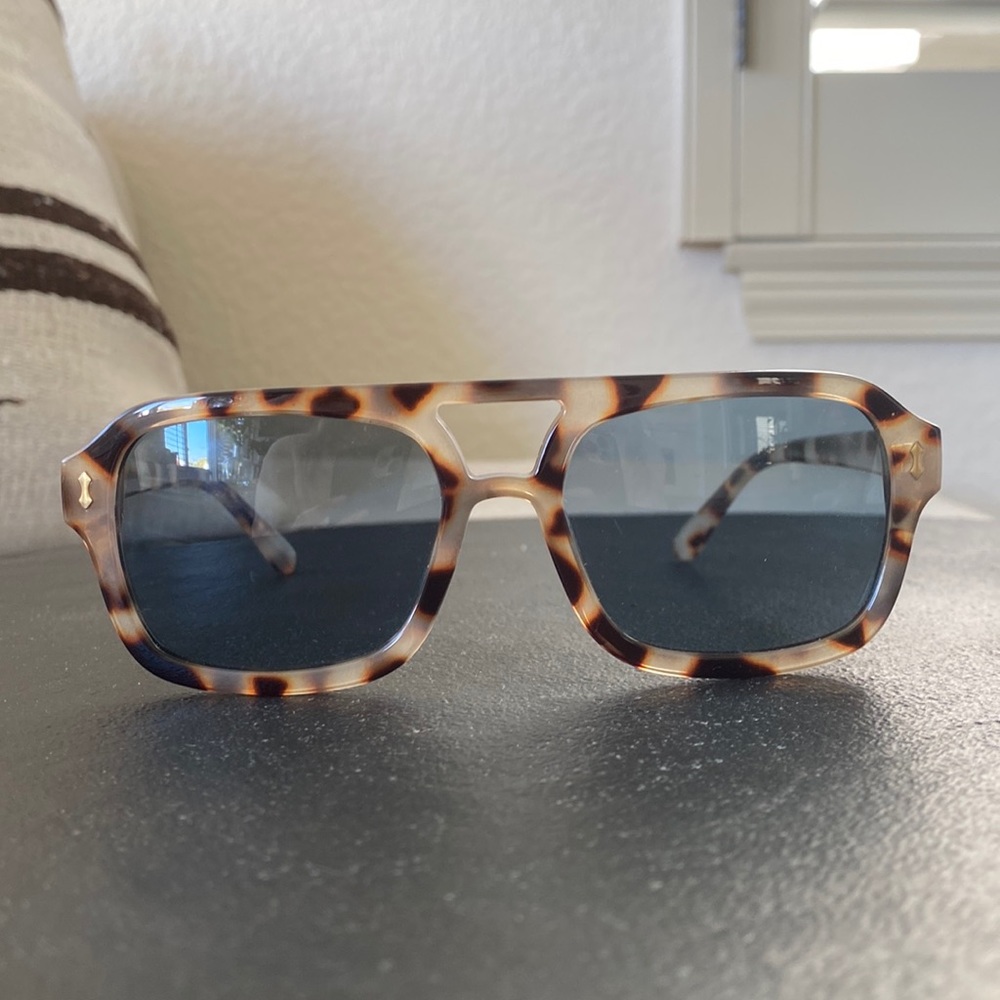 I-Sea sunglasses